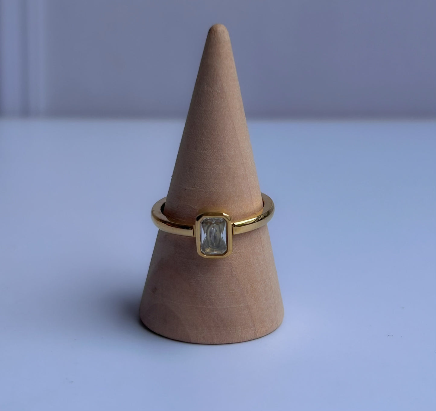 Daphne Ring