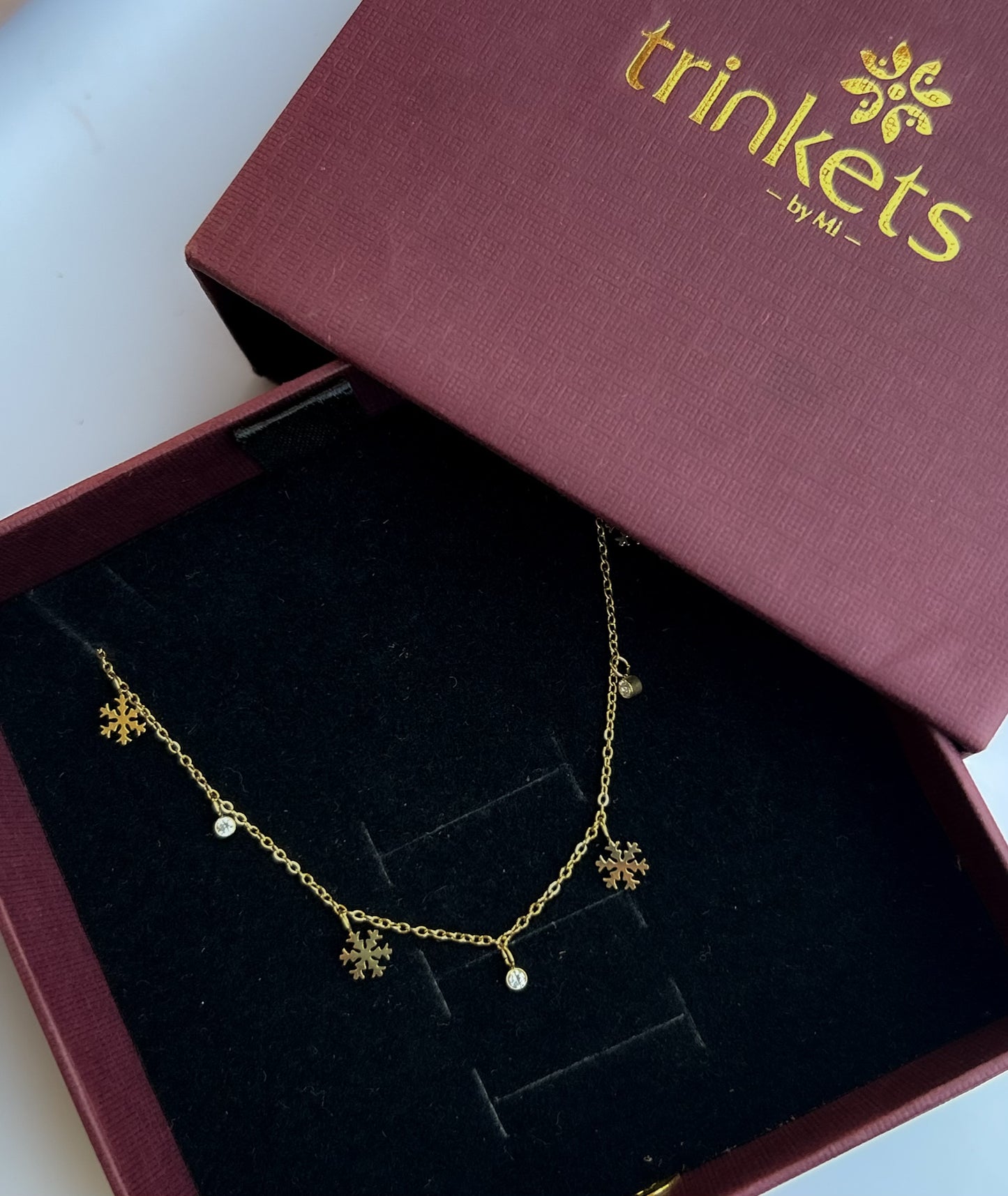 Snowflakes Necklace