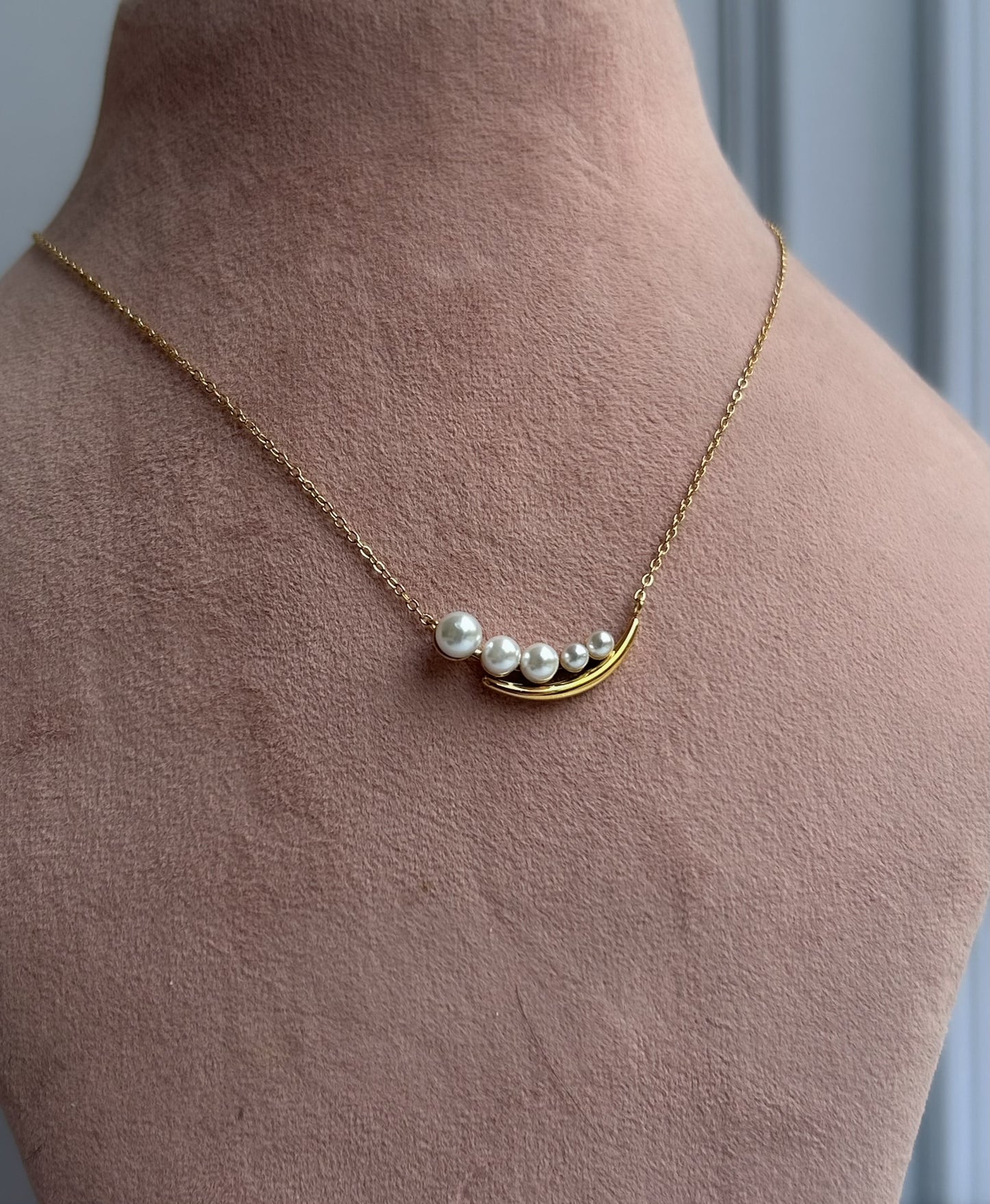 Sweet Pearl Necklace