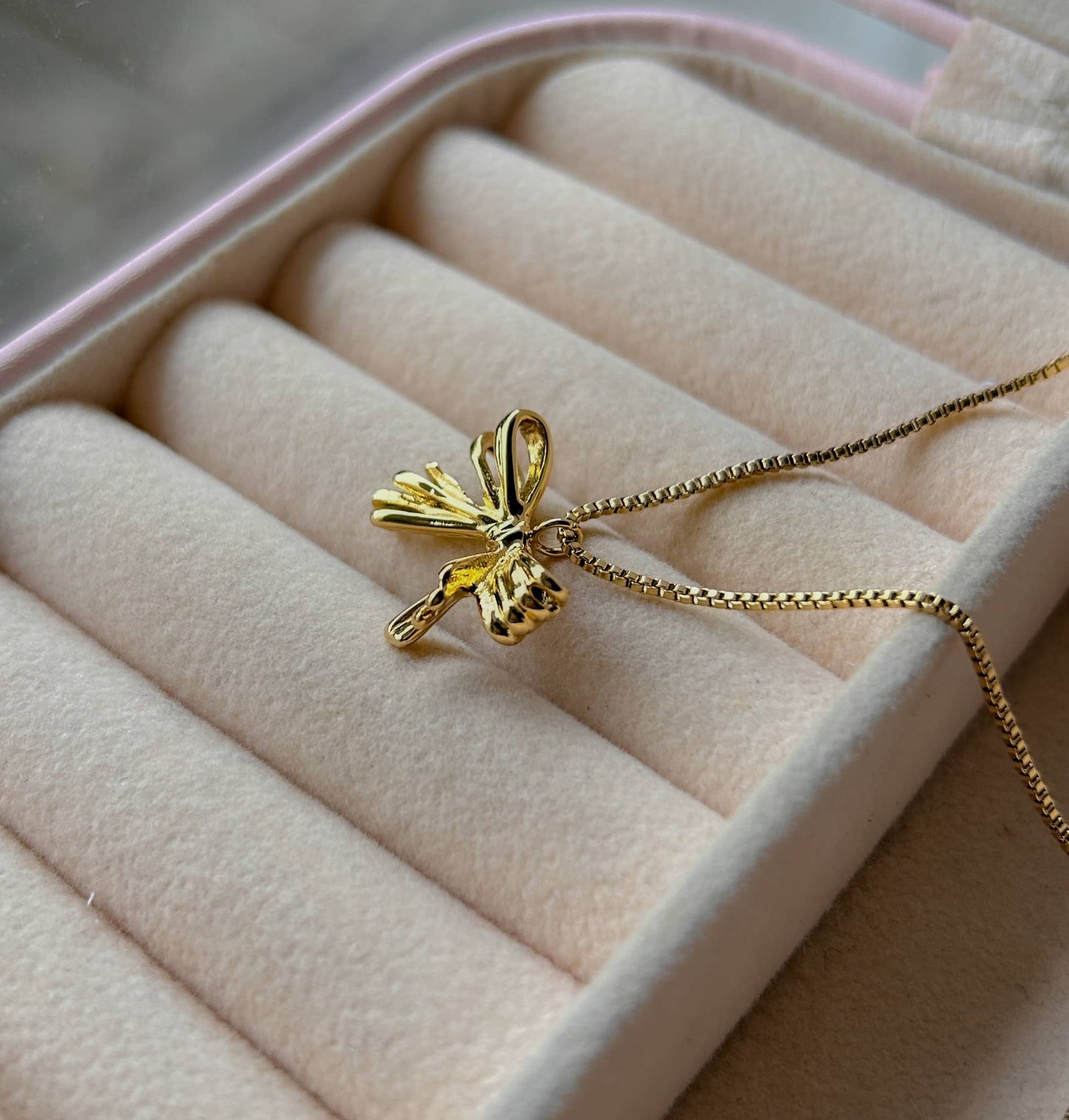 Bow Charm Necklace
