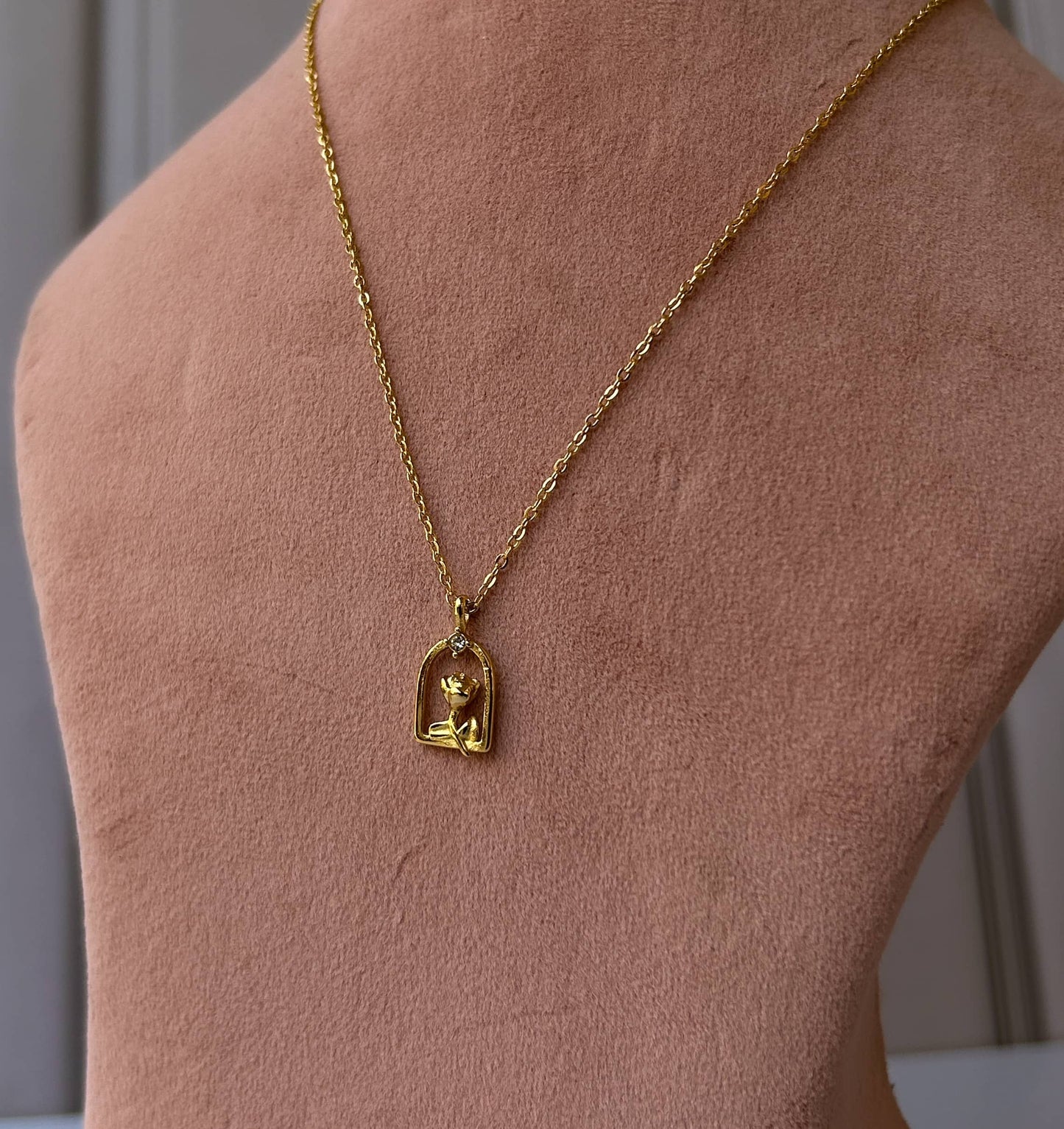 Vintage Rose Necklace