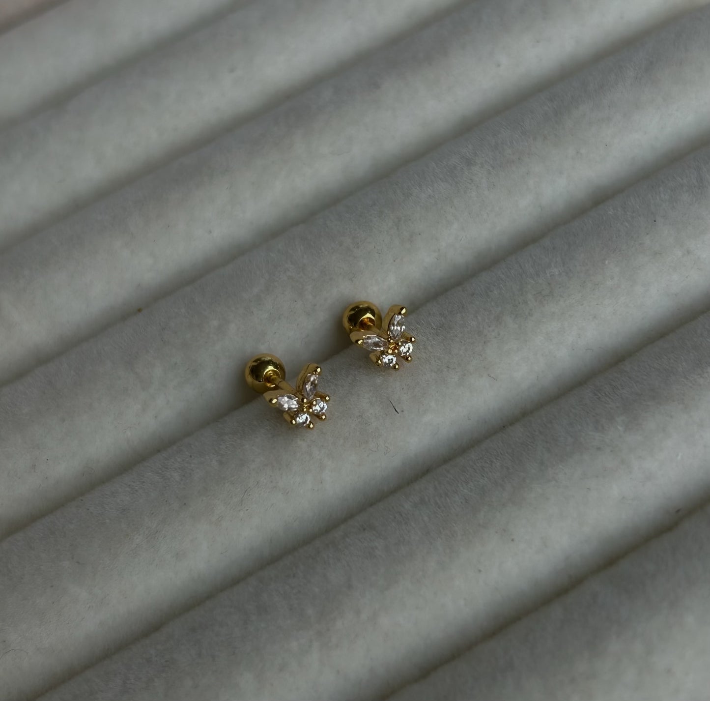 Dainty Dots Collection