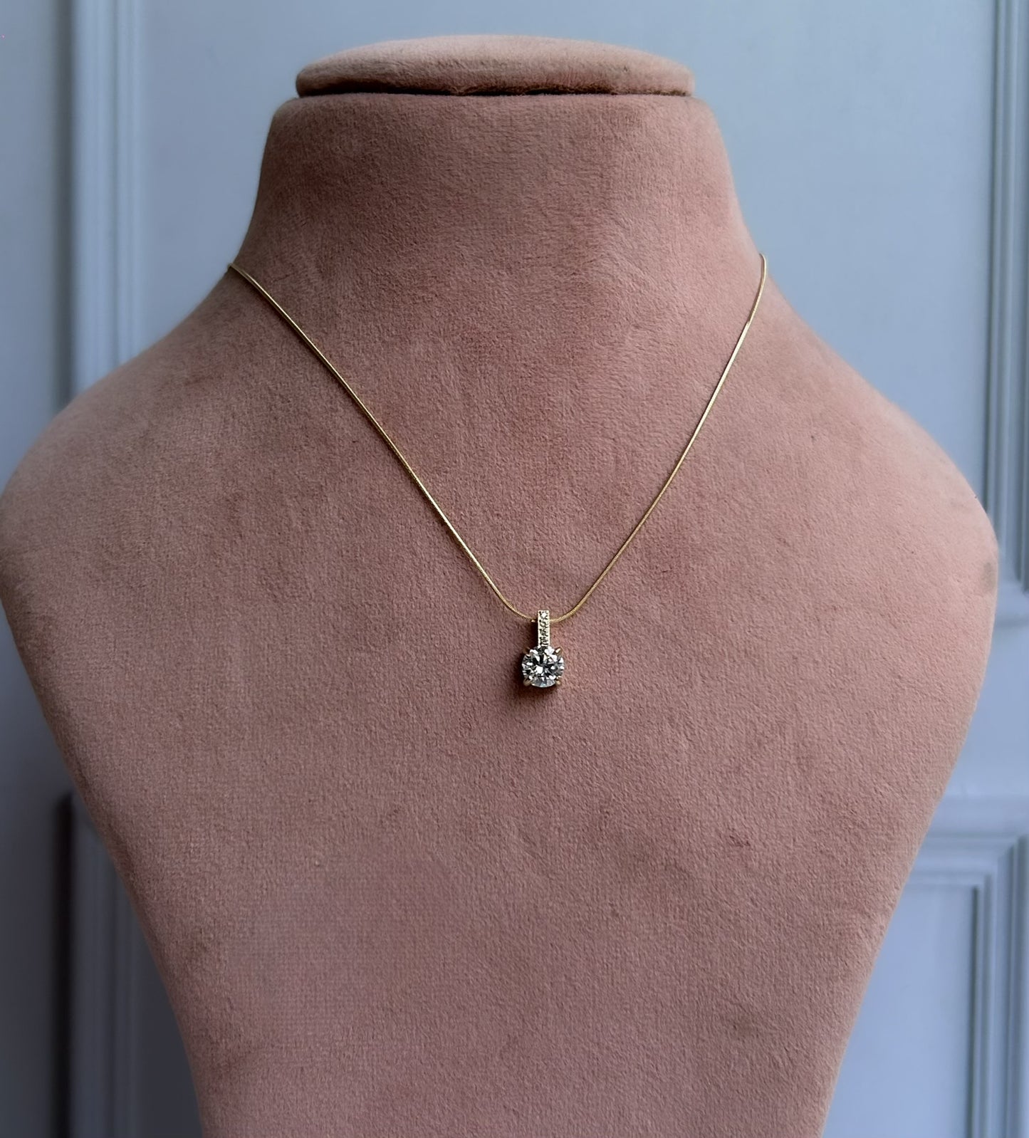 Solo Shine Necklace