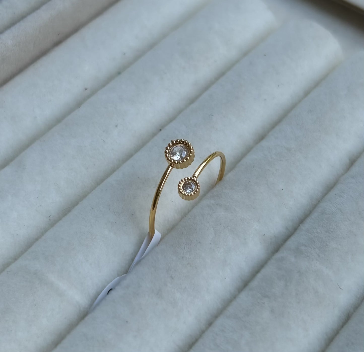 Lustre Ring