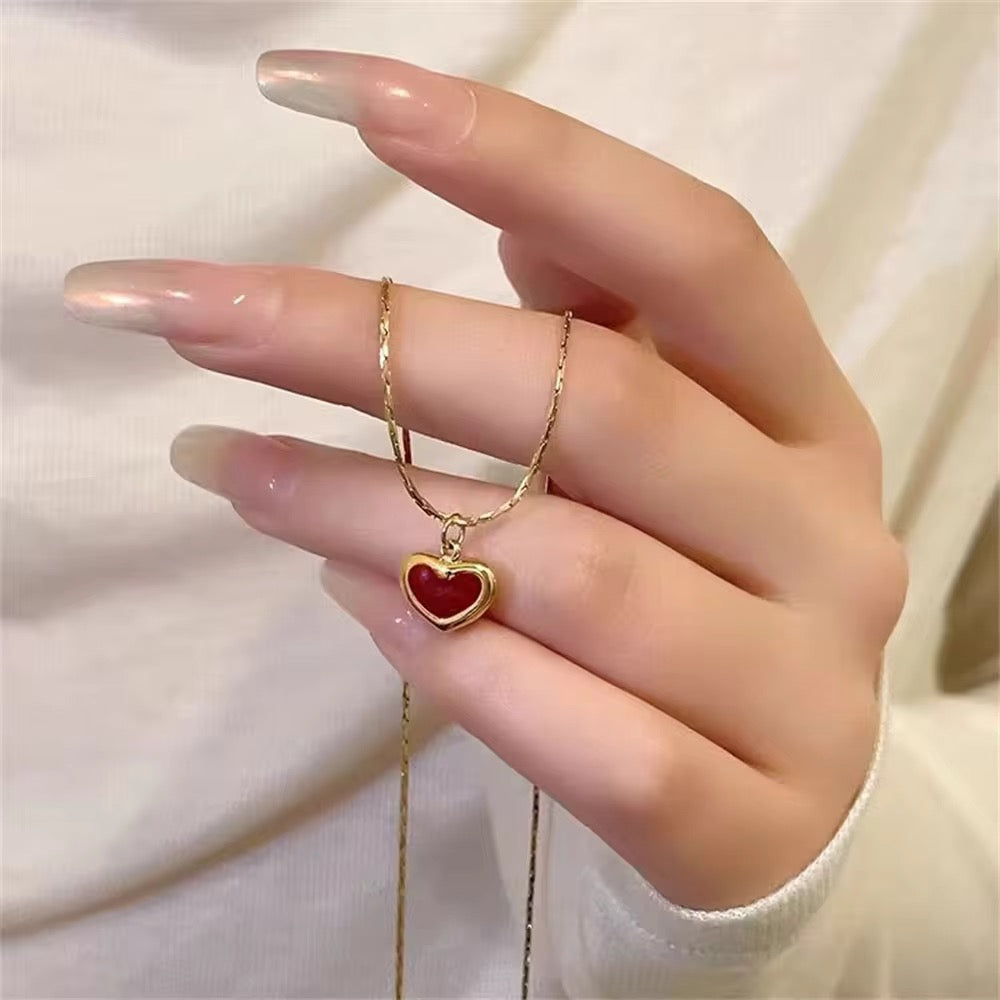 Crimora Necklace