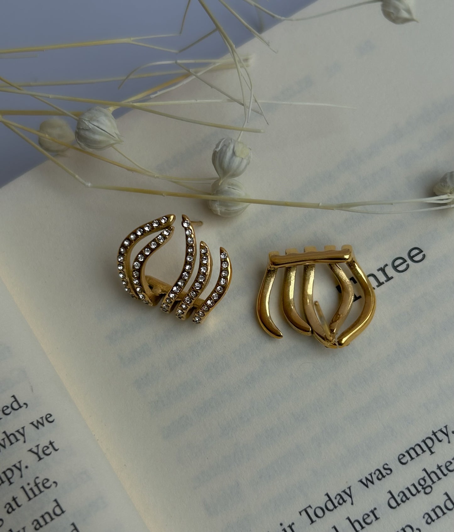 Regal Arc Studs