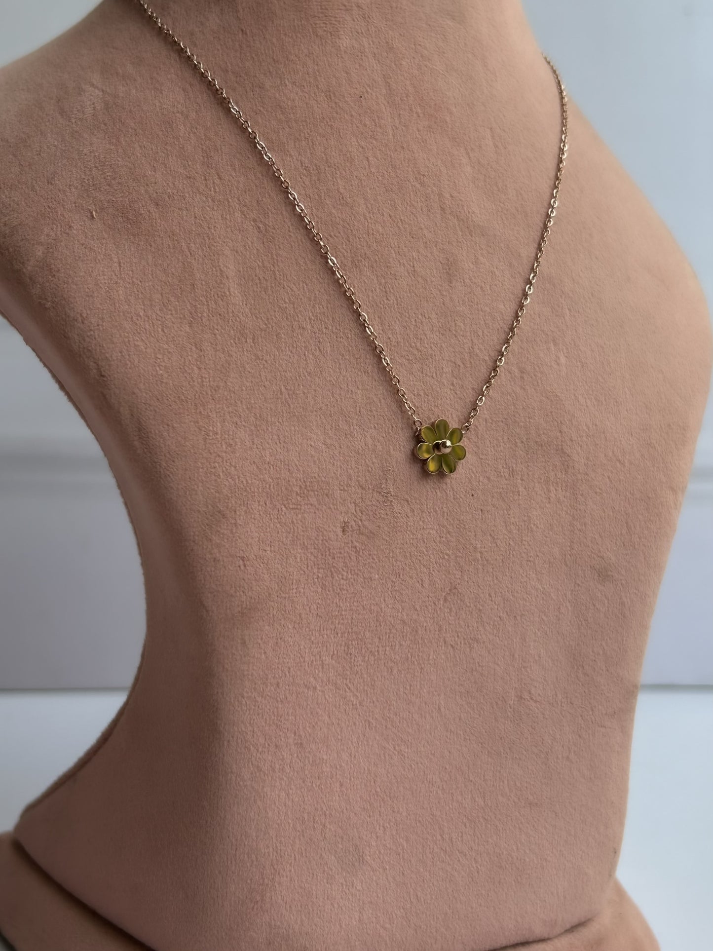 Petalwish Necklace ( Rosegold)