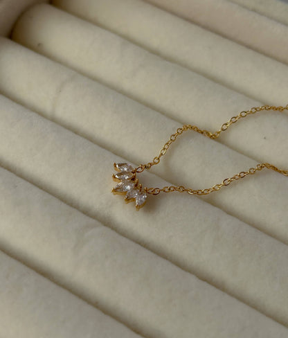 Queen’s Grace Necklace