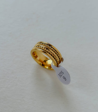 Marie Ring