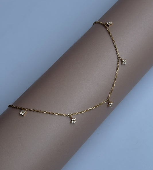 Tiny Blooms Necklace