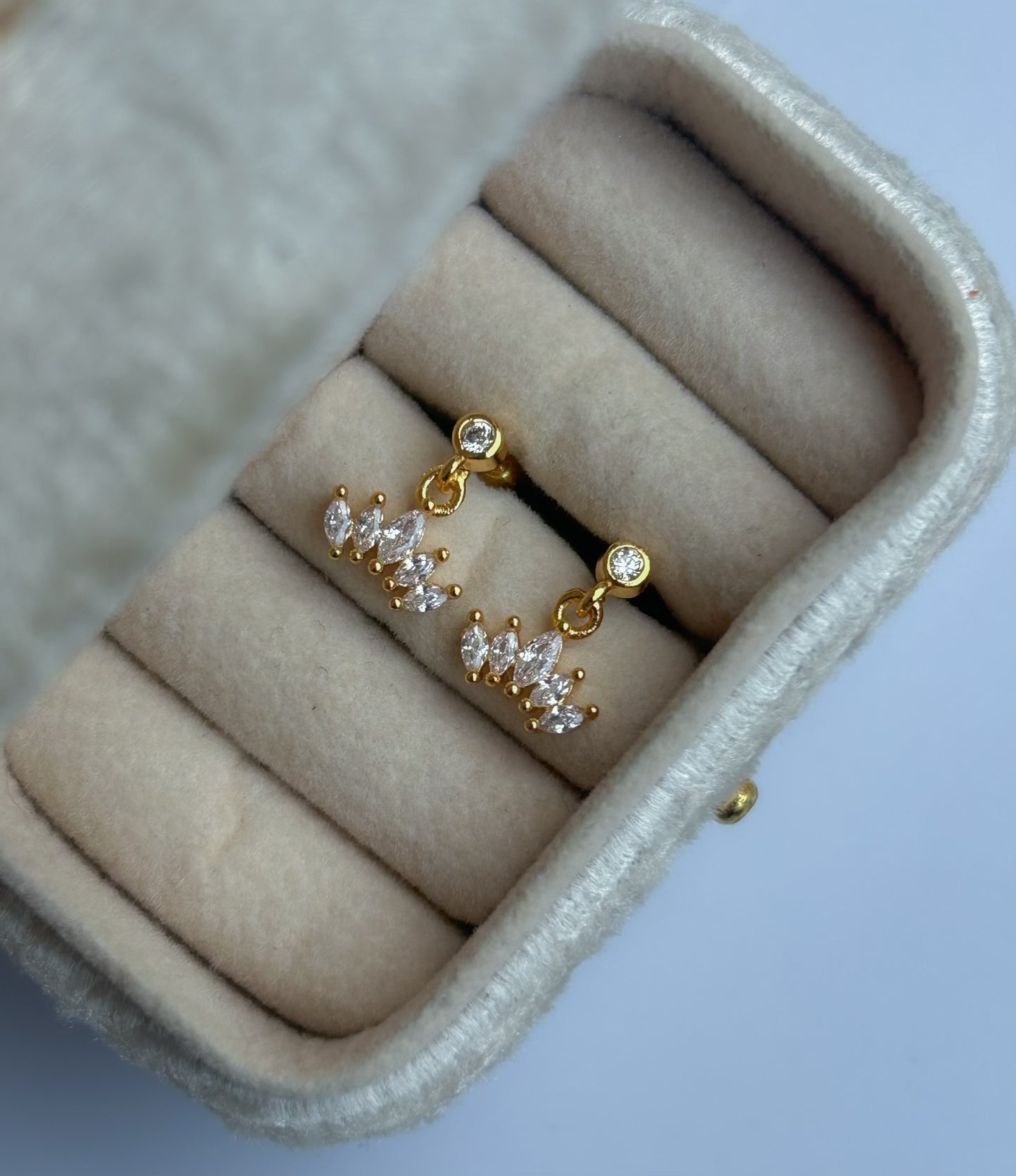 Dainty Drops Collection