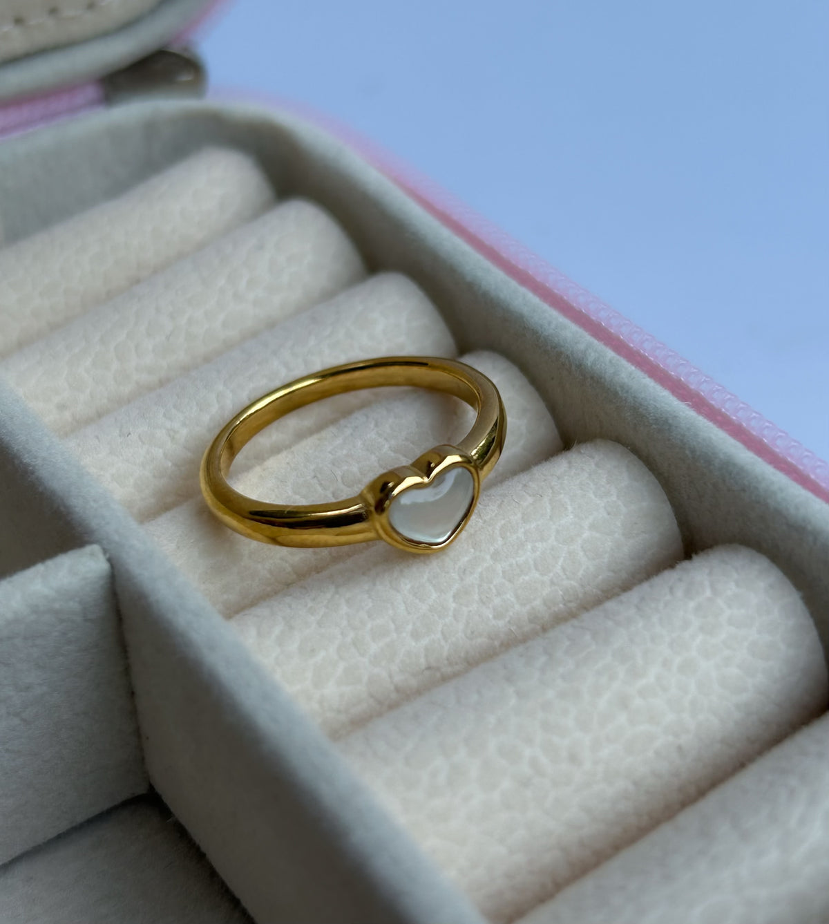 Heartelle Ring
