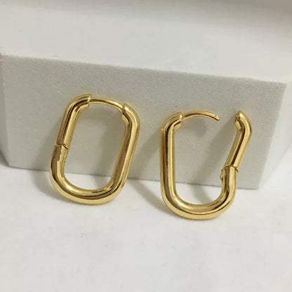 Lillian Hoops