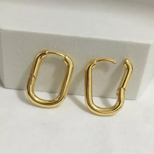 Lillian Hoops