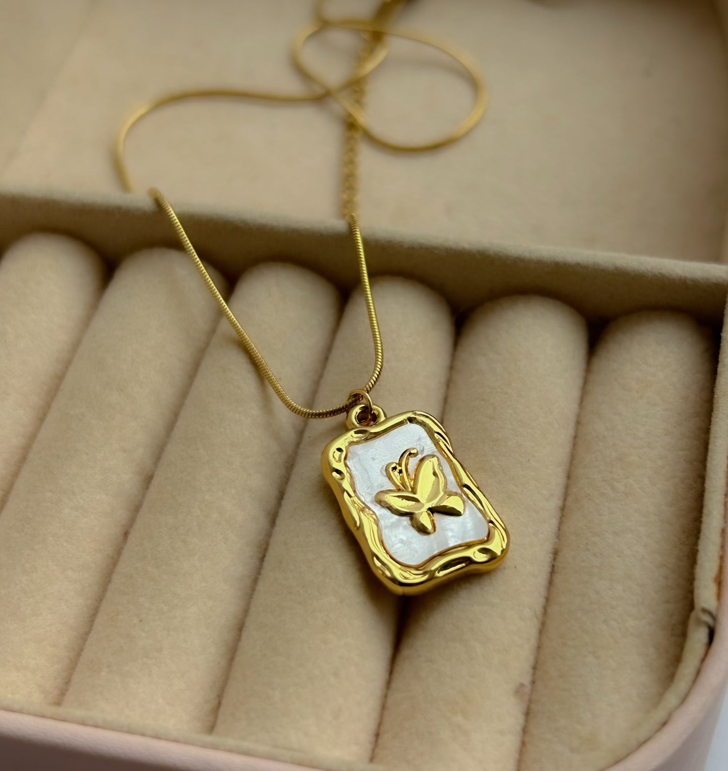 Luna Bloom Necklace