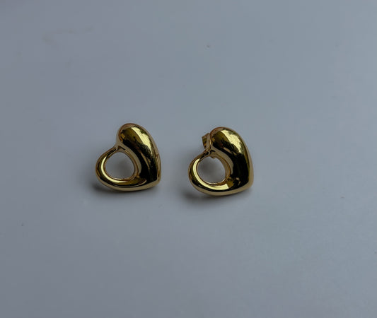Pufflove Studs