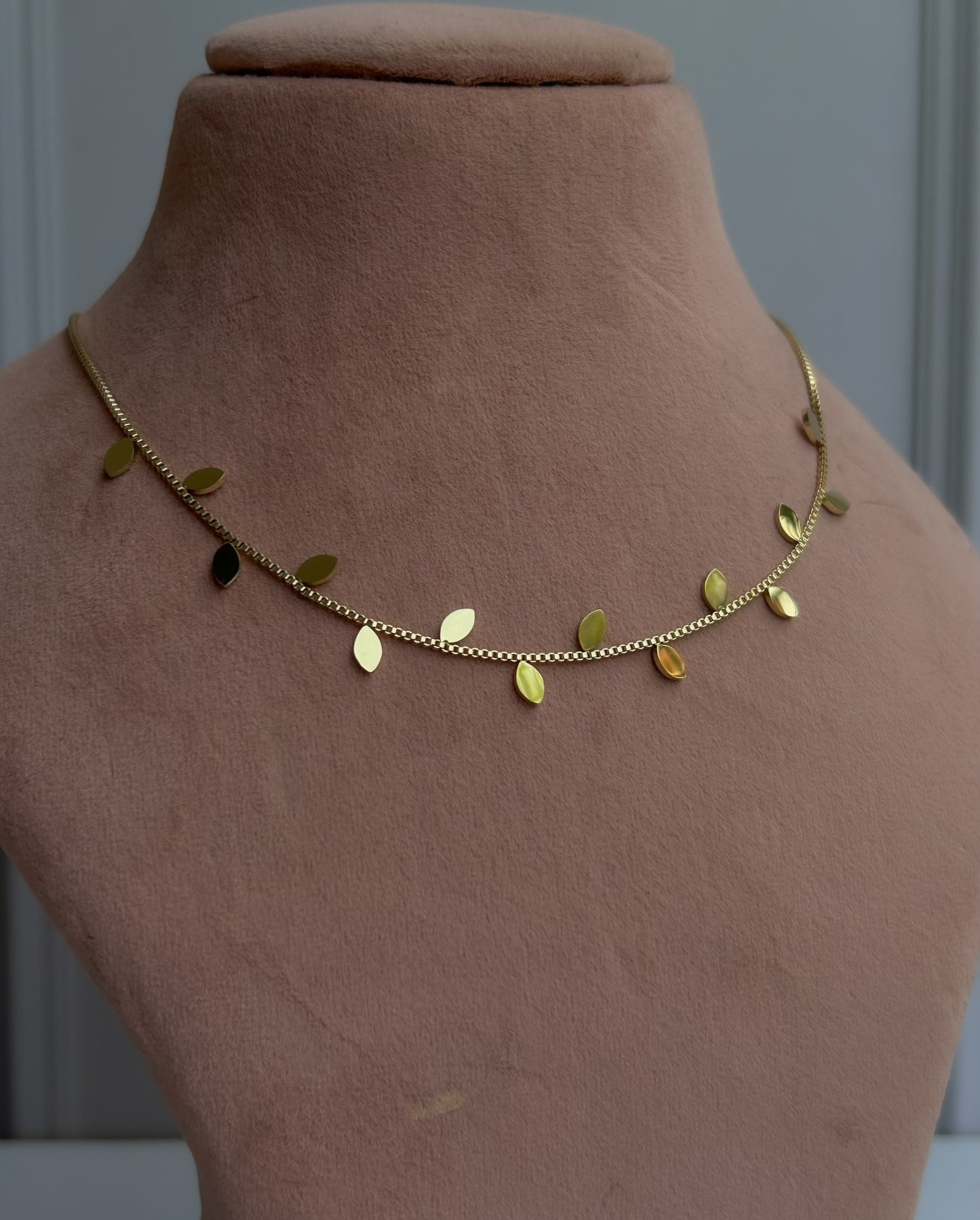 Leafline Necklace