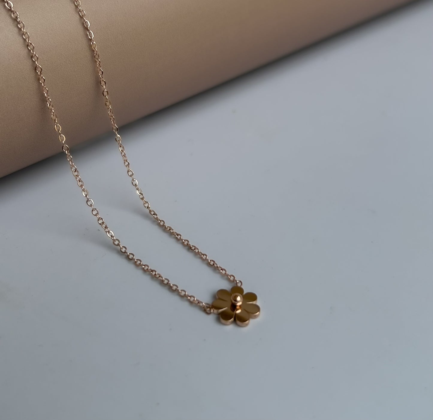 Petalwish Necklace ( Rosegold)
