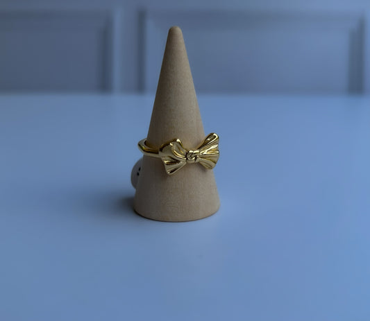 Bowtique Ring