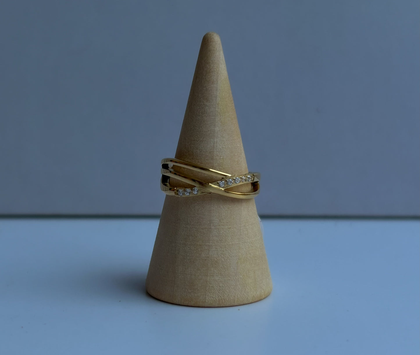 Crosslight Ring