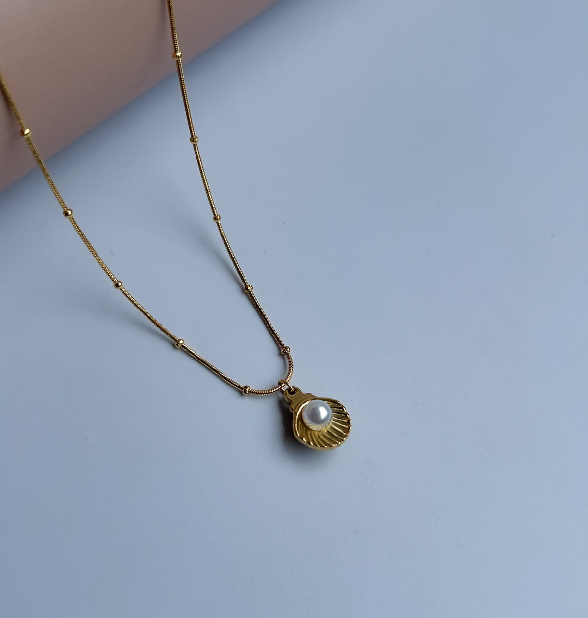 Pearl Shell Necklace