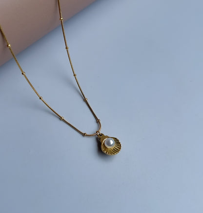 Pearl Shell Necklace