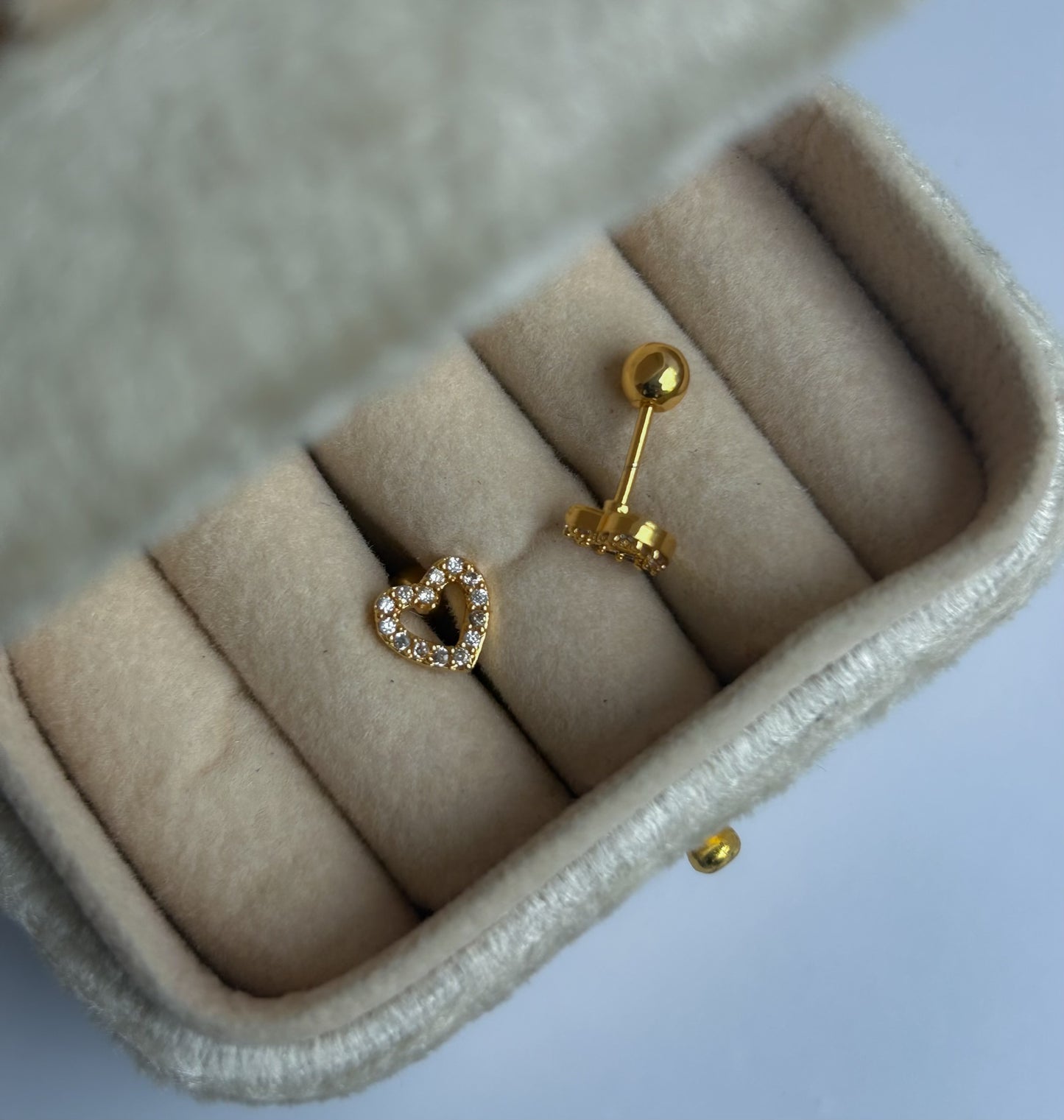 Dainty Dots Collection
