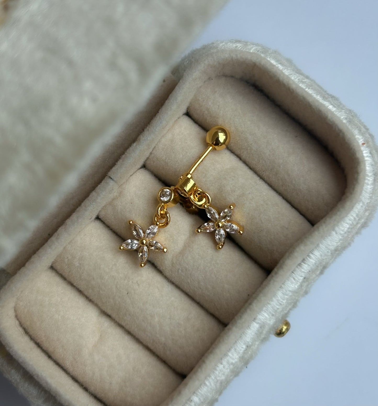 Dainty Drops Collection
