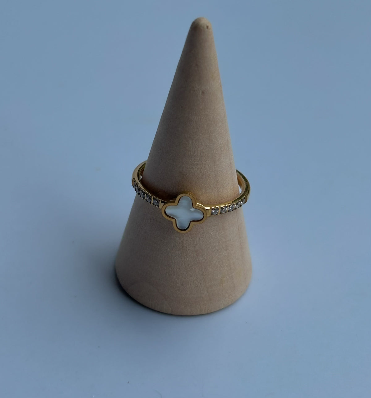 Clovelle Ring