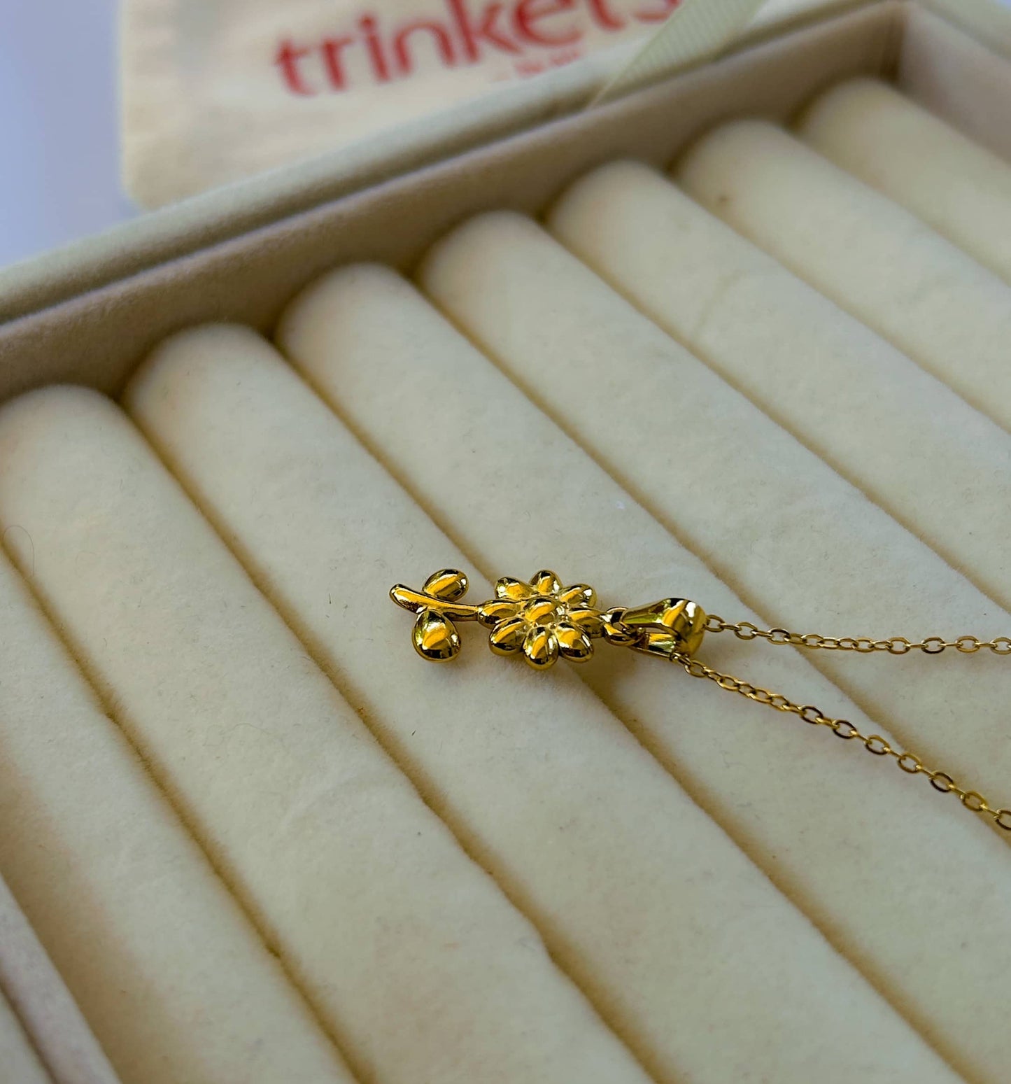 Whimsy Daisy Necklace