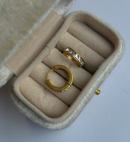 Tiny Treasure Huggies