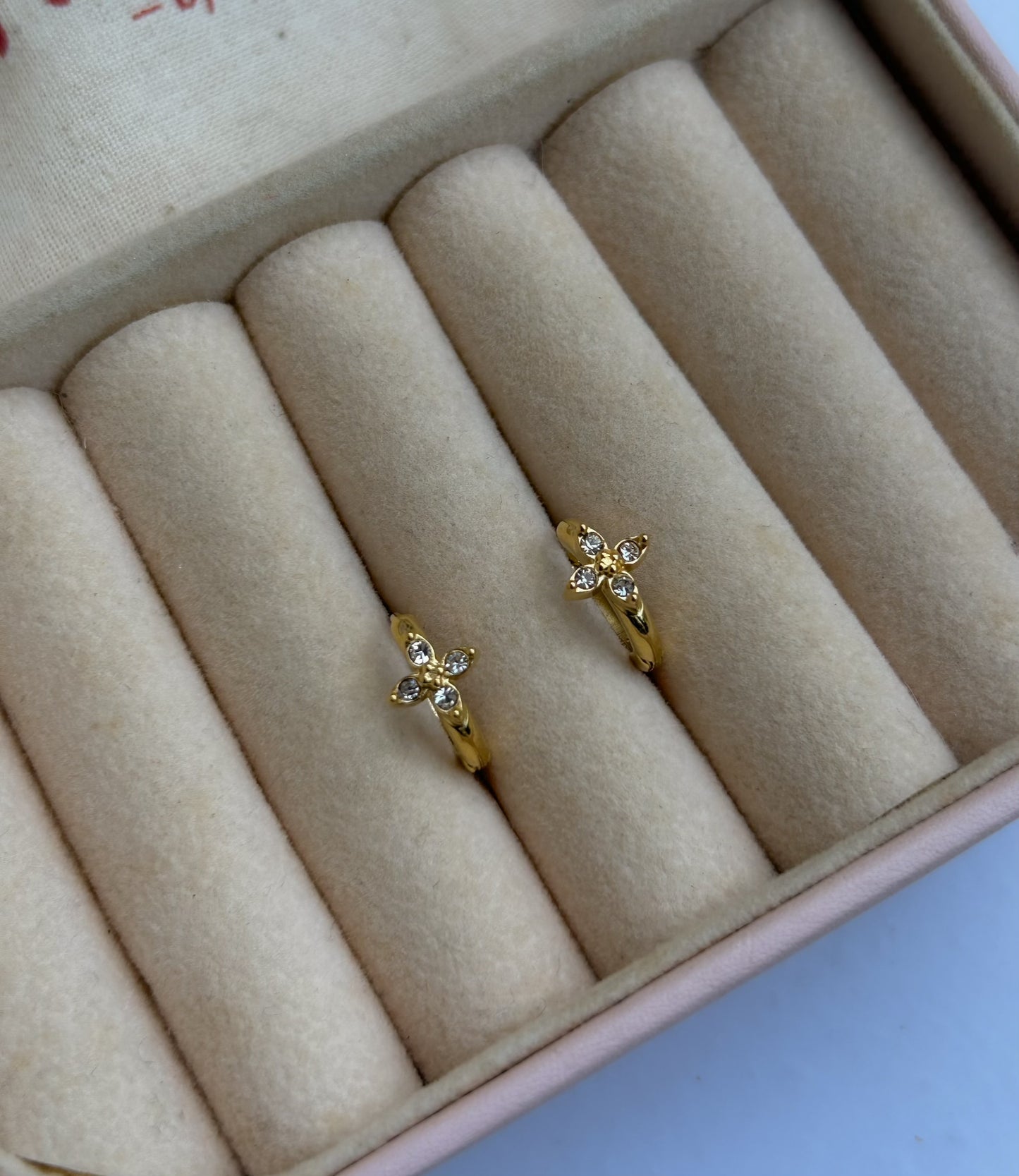 Lissa Huggies (10mm)