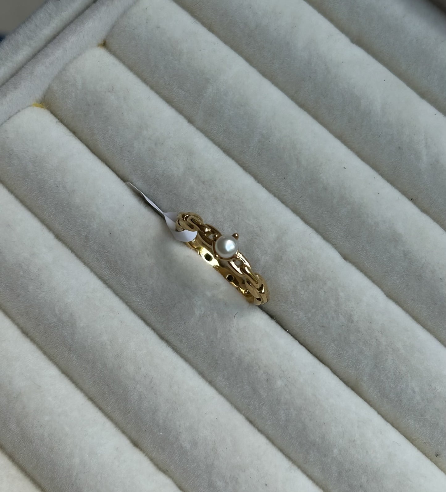 Pearla Ring
