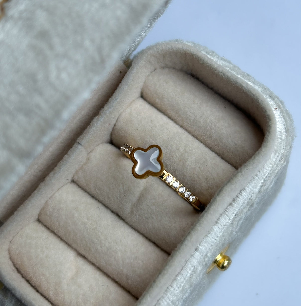 Clovelle Ring