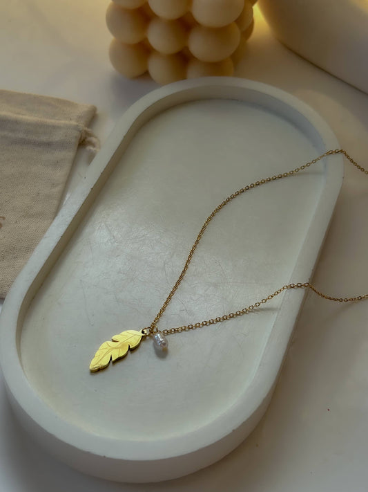 Pearly Feather Necklace