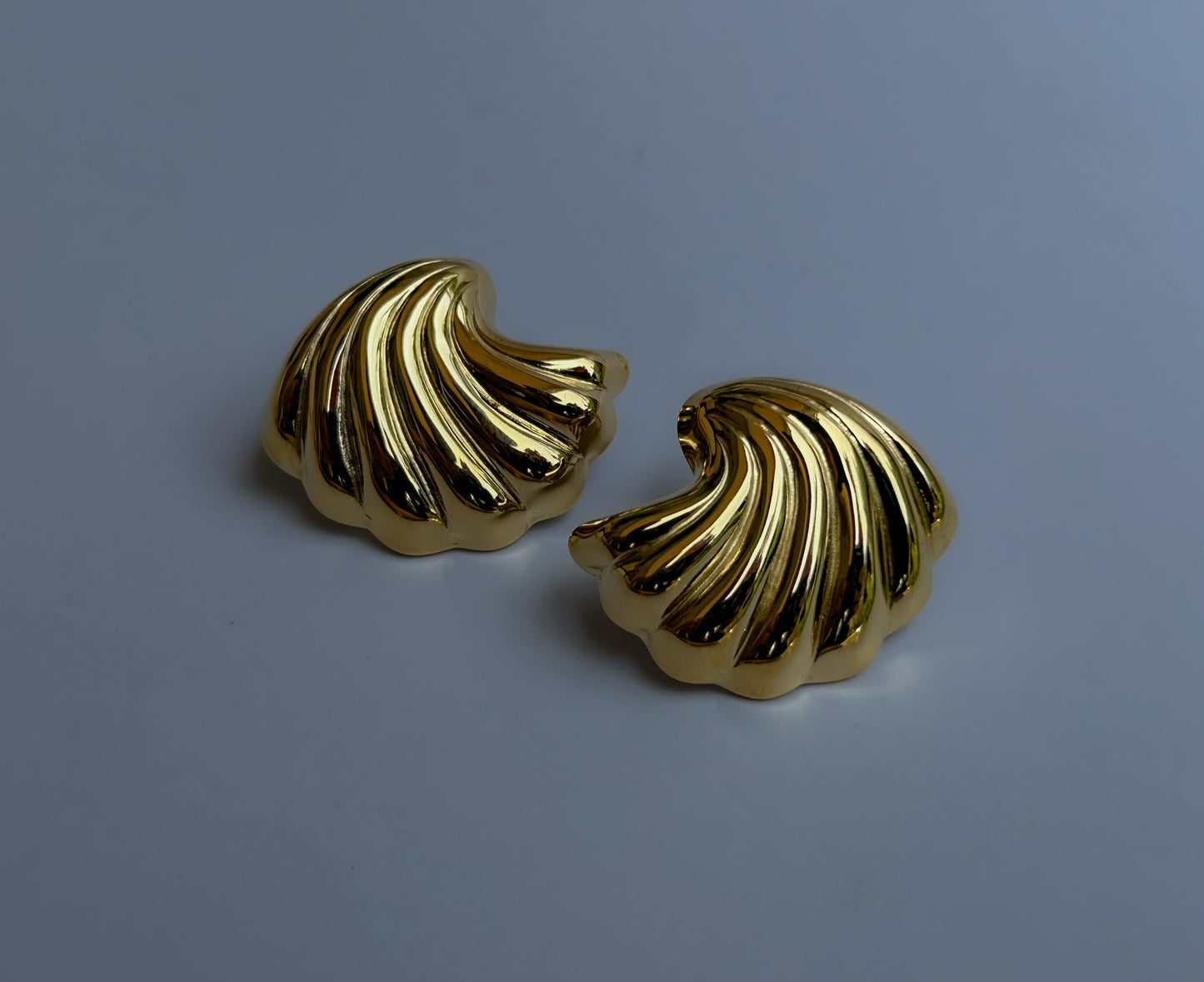Shelora Studs