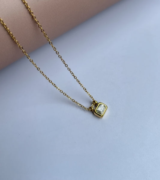 Bare Glow Necklace