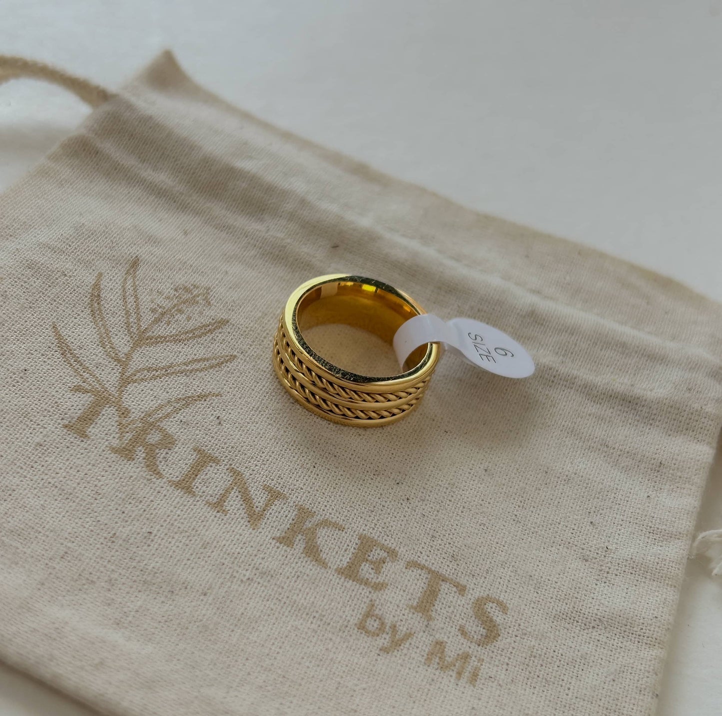 Marie Ring