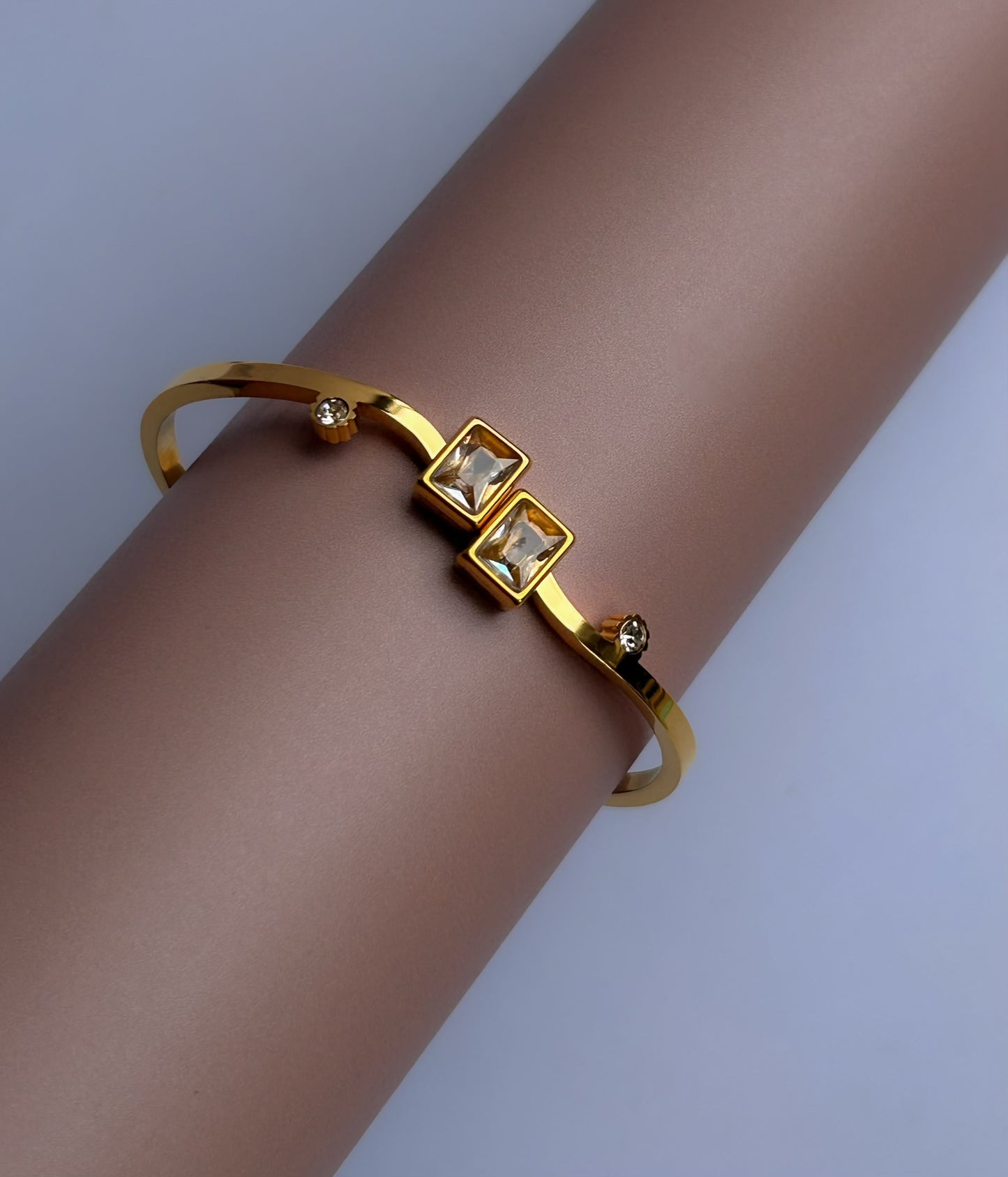 Violet Band