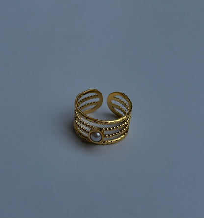 Clio Ring