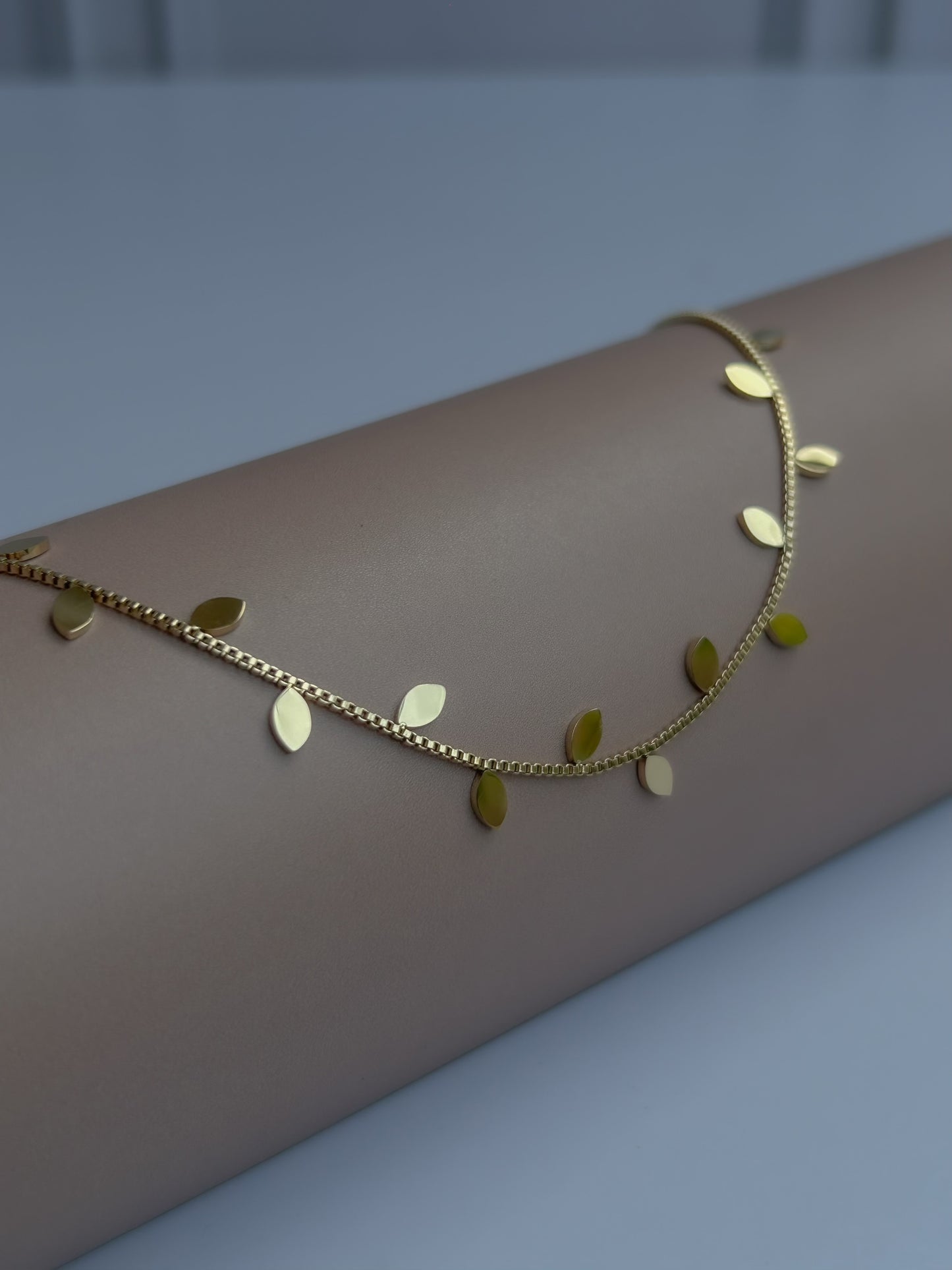 Leafline Necklace