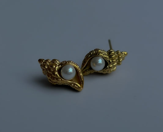 Shell Glow Studs