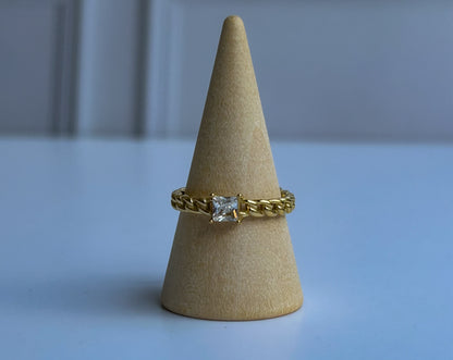 Diana Ring