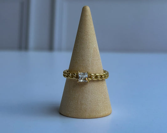 Diana Ring