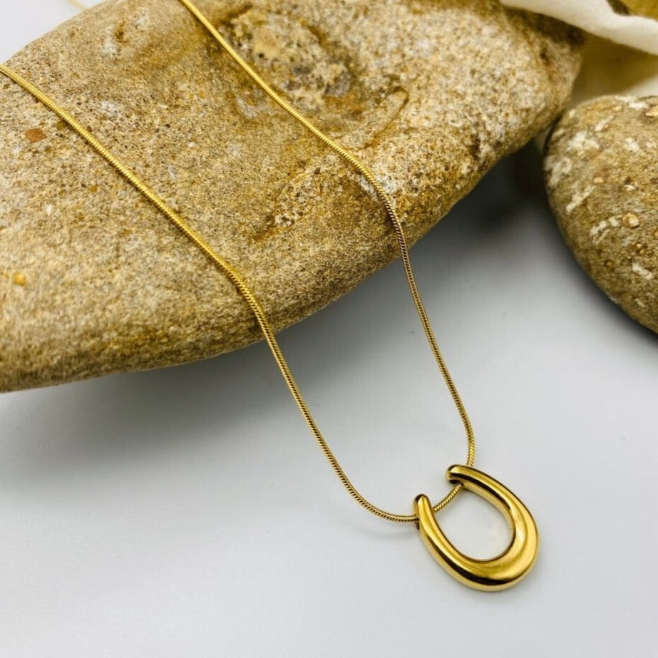 Clara Necklace