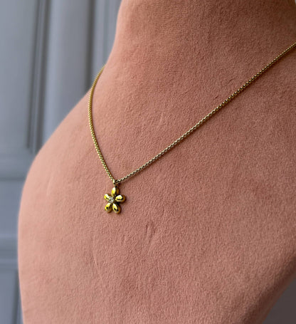 Golden Flora Necklace