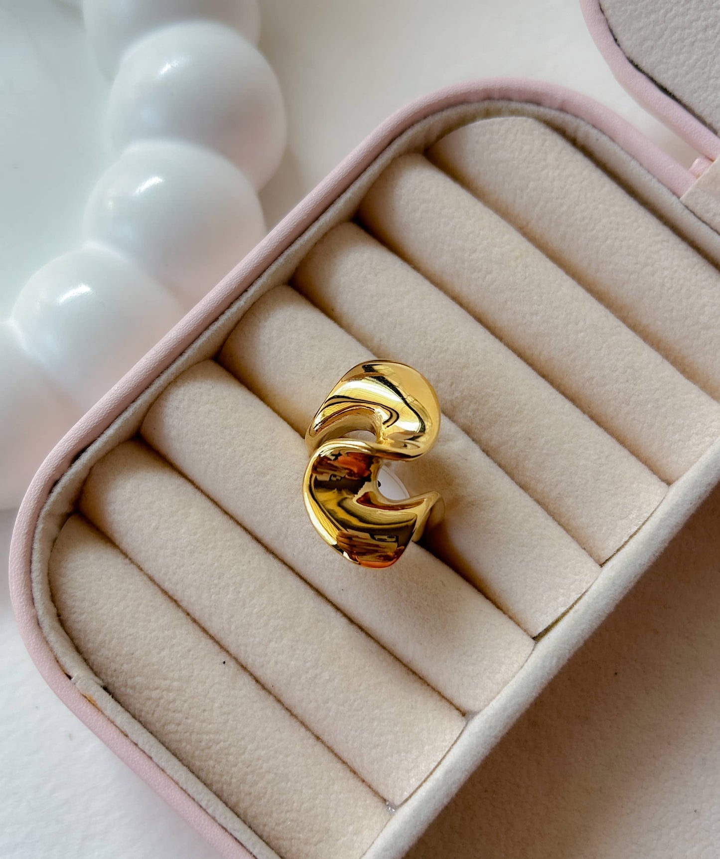 Melany Ring