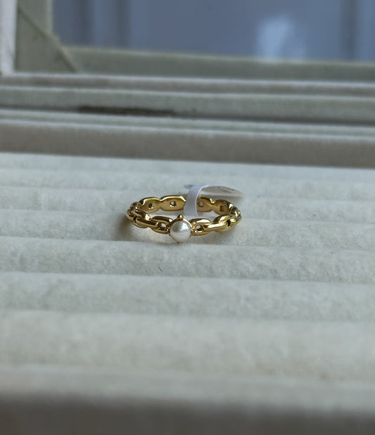Pearla Ring