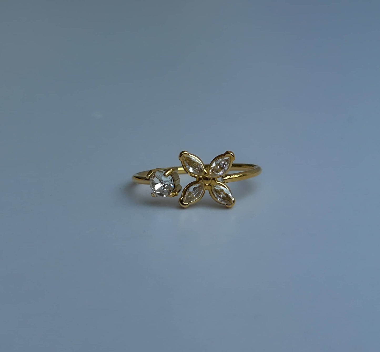 Aurelily Ring