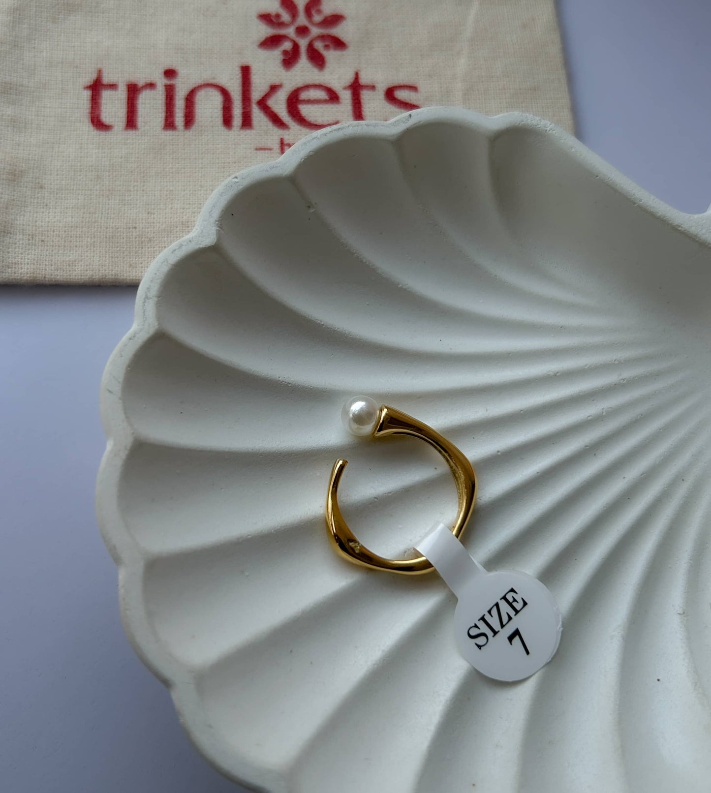 Ivory Kiss Ring